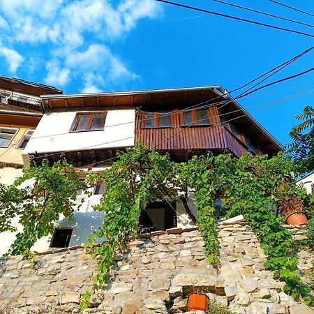 Bobevata Guest House - Floor 1 - Stunning View Old Town Veliko Tŭrnovo Exterior photo